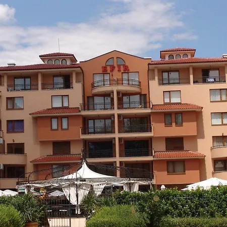 Efir Aparthotel